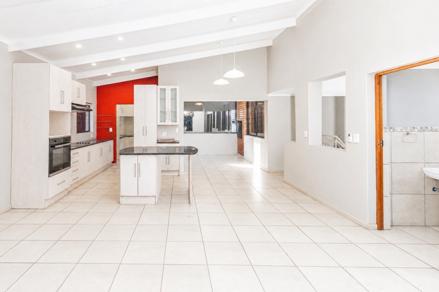 3 Bedroom Property for Sale in Magalies Golf Estate North West